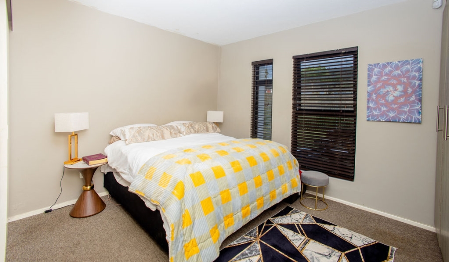 2 Bedroom Property for Sale in Nahoon Valley Park Eastern Cape